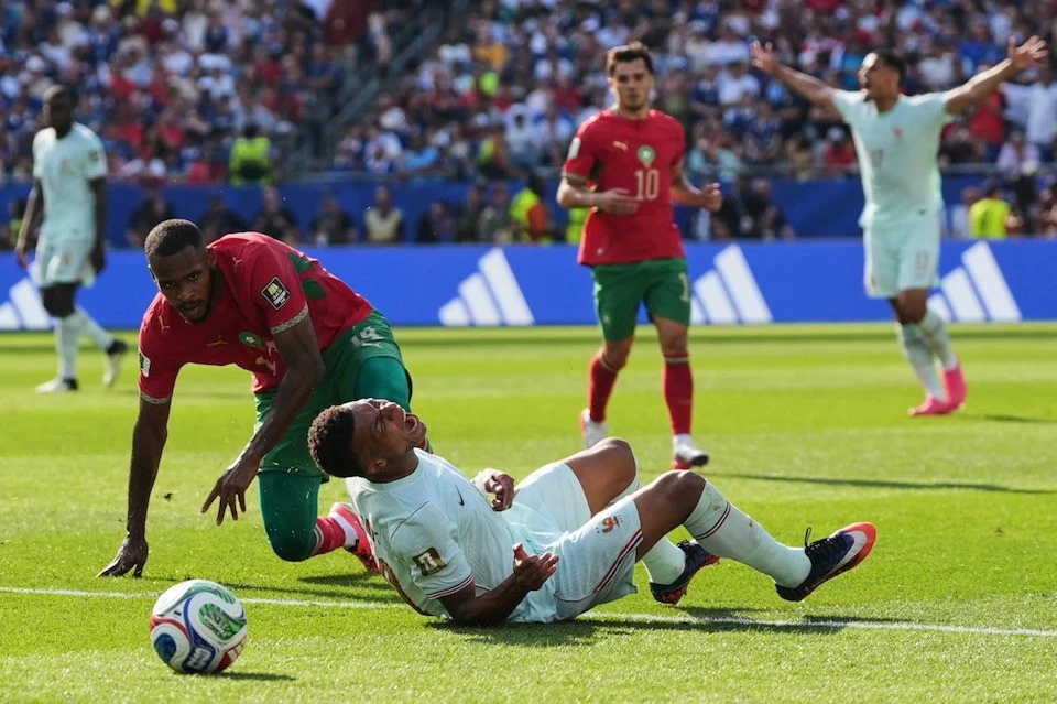 Mbappe lên tiếng về chấn thương sau chiến thắng trước Morocco, tuyển Pháp thở phào trước bán kết World Cup Mbappe lên tiếng về chấn thương sau chiến thắng trước Morocco, tuyển Pháp thở phào trước bán kết World Cup