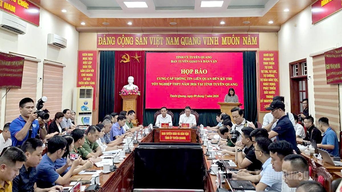 Trước đề nghị cho thí sinh thi lại môn Toán của tỉnh Tuyên Quang, Bộ Giáo dục và Đào tạo nói gì?