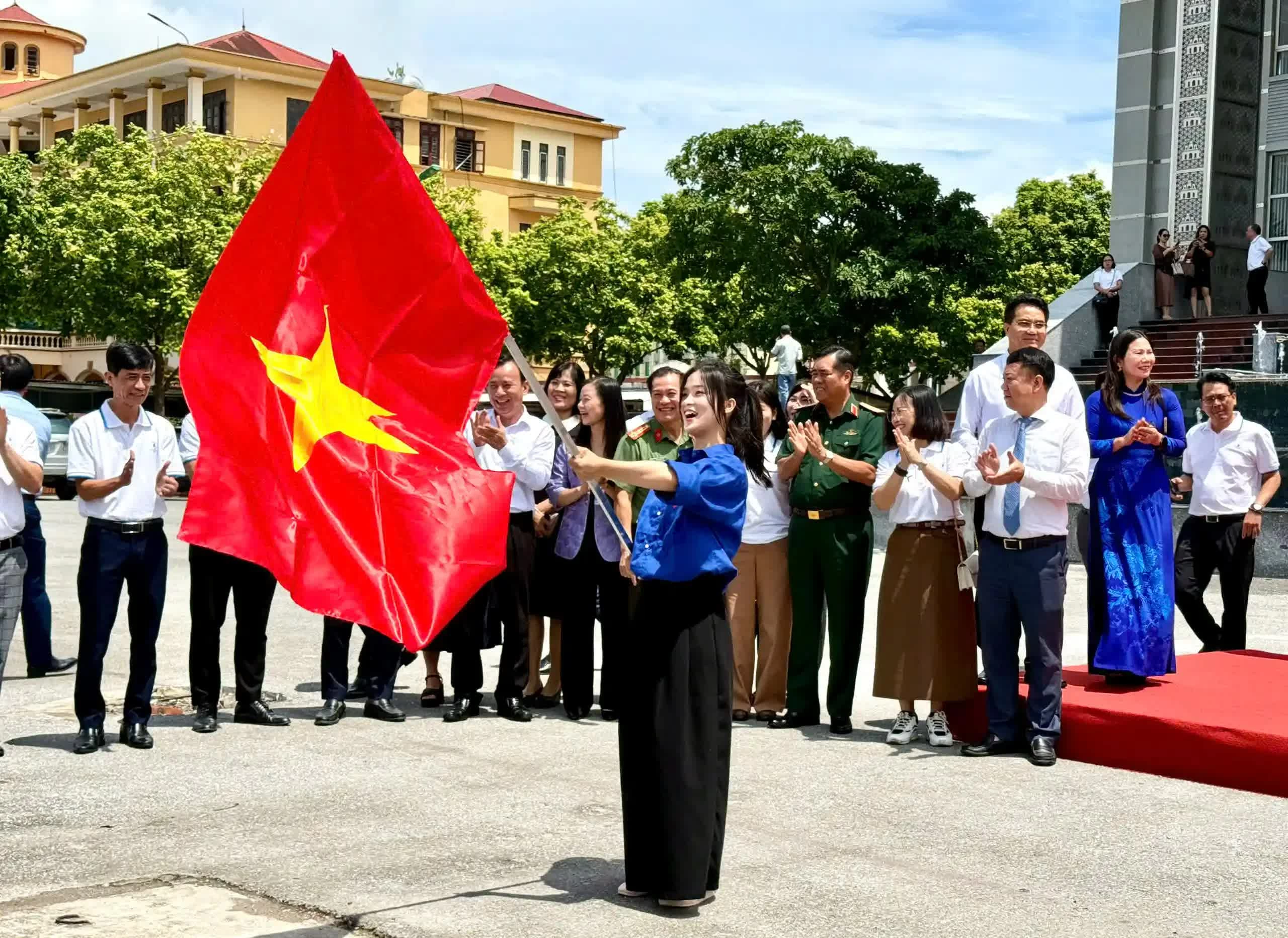 Dân số Dân số