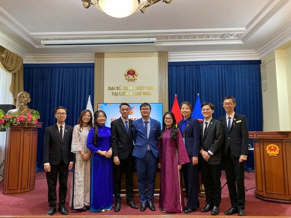 Khơi dậy trí lực tuổi trẻ ở xứ sở Bạch Dương