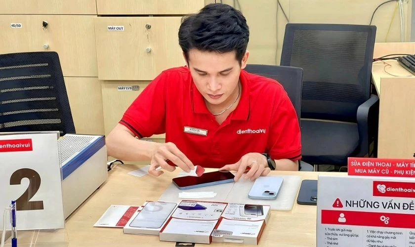iPhone 14 cũ cân bằng giá, hiệu năng, độ bền