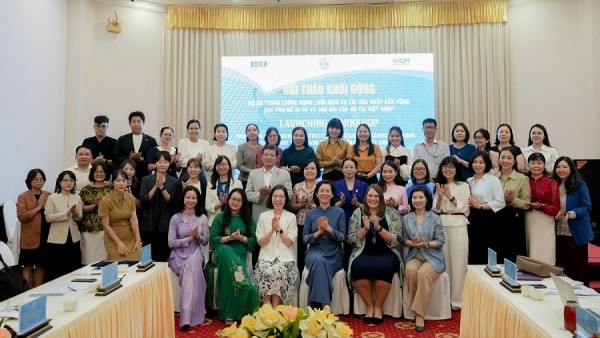 Khởi động giai đoạn II Dự án hỗ trợ tái hòa nhập cho phụ nữ di cư và con cái của họ