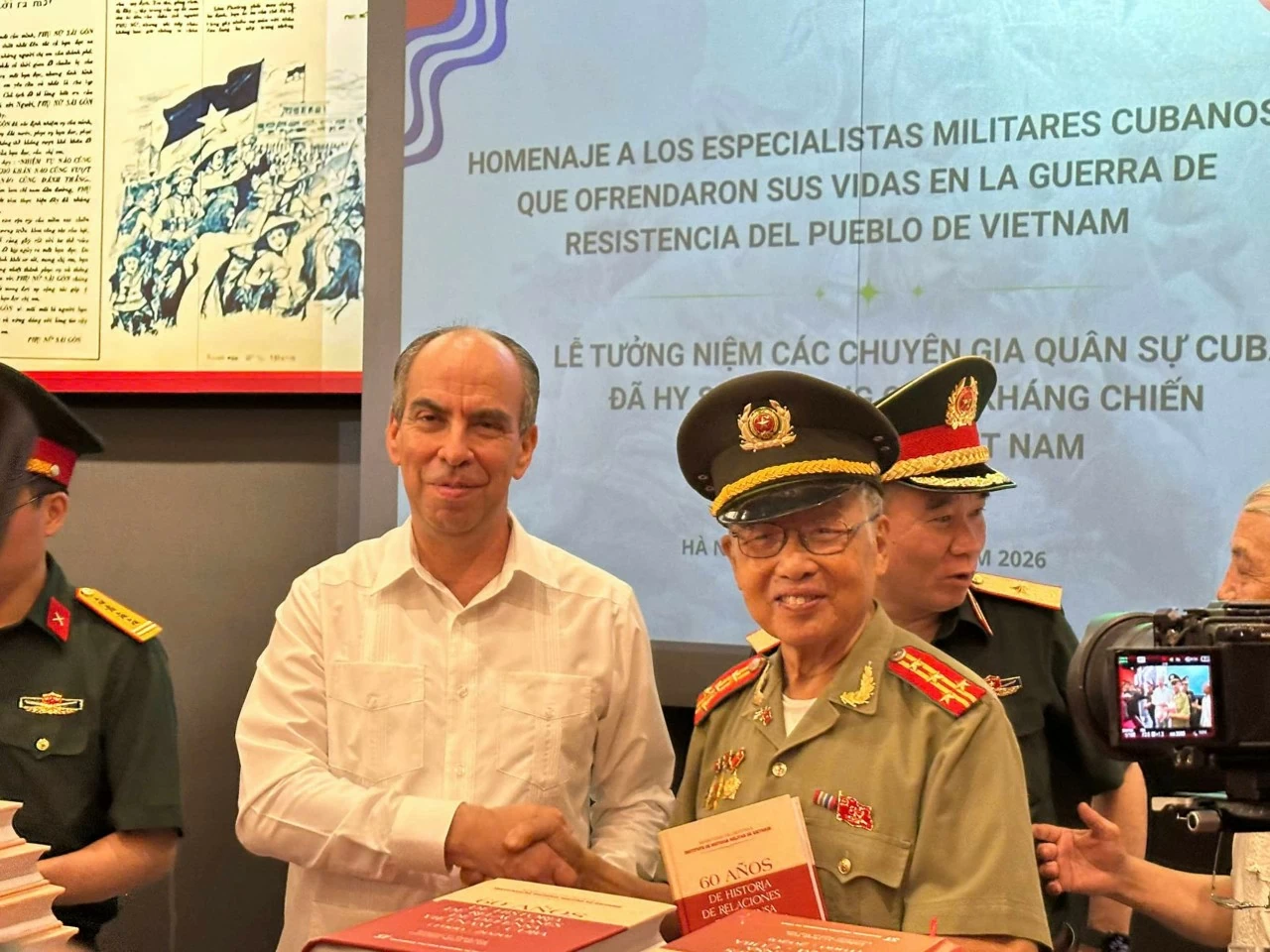 60 năm vun đắp quan hệ hợp tác quốc phòng Việt Nam - Cuba