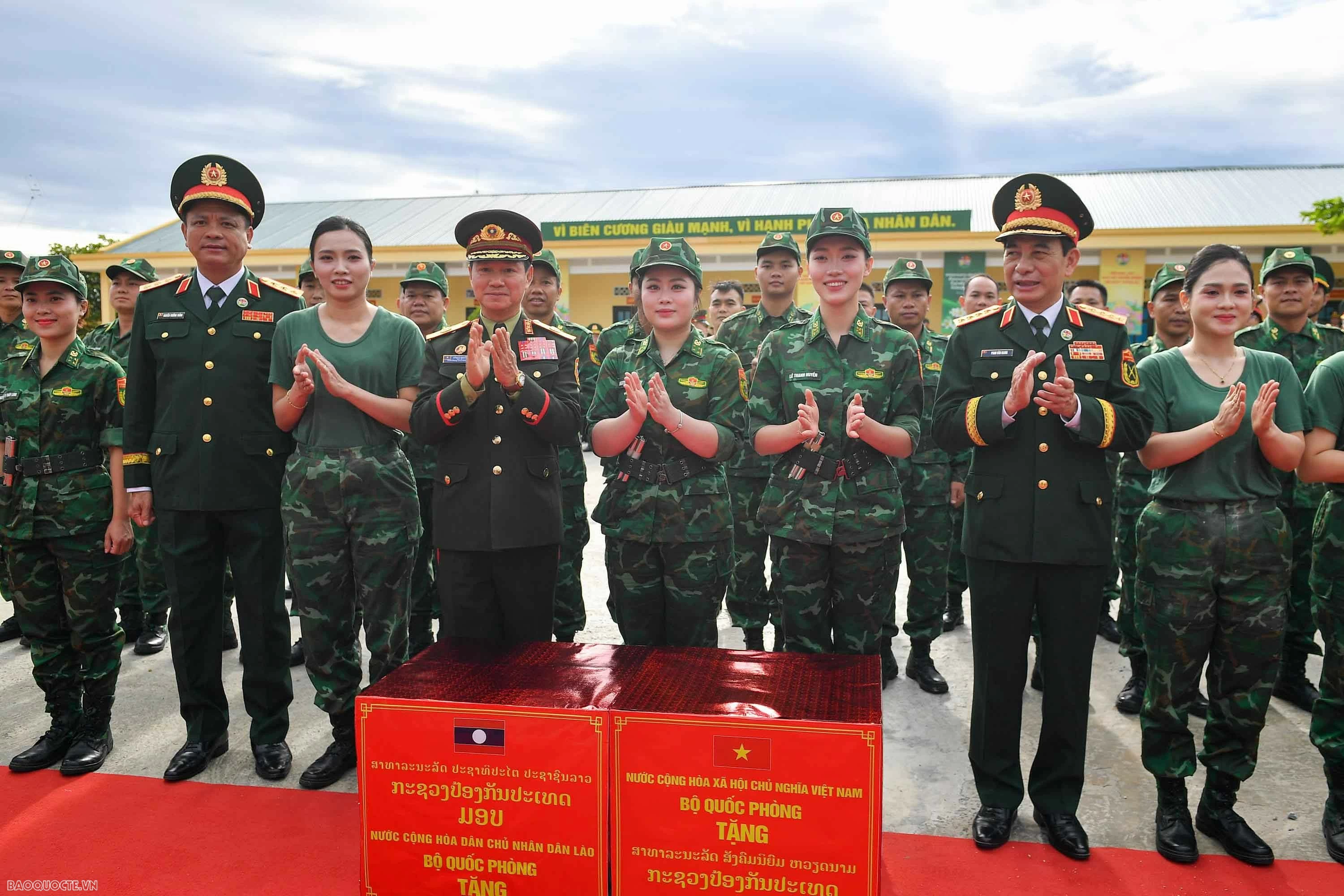 Việt Nam - Lào tiếp tục vun đắp tình hữu nghị từ những hoạt động thiết thực nơi biên giới