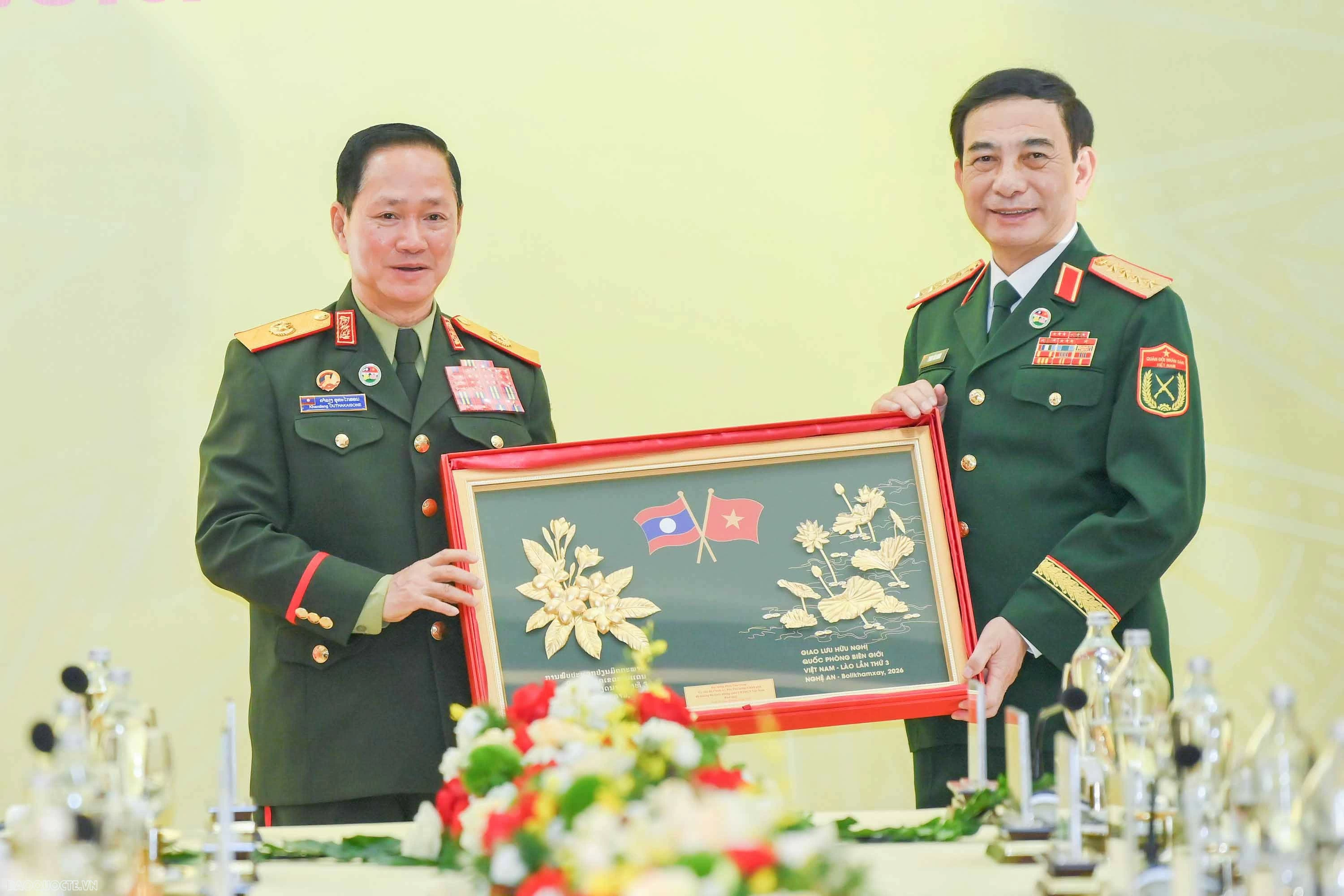 Việt Nam - Lào thống nhất thúc đẩy hợp tác quốc phòng, xây dựng biên giới hòa bình Việt Nam - Lào thống nhất thúc đẩy hợp tác quốc phòng, xây dựng biên giới hòa bình