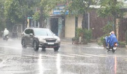 Thời tiết ngày 12/7: Mưa dông diện rộng, cảnh báo gió giật mạnh trên biển