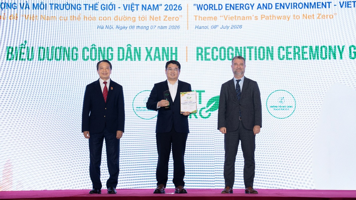 YADEA Việt Nam giành cú đúp giải thưởng tại Diễn đàn 'Năng lượng và Môi trường thế giới Việt Nam' 2026