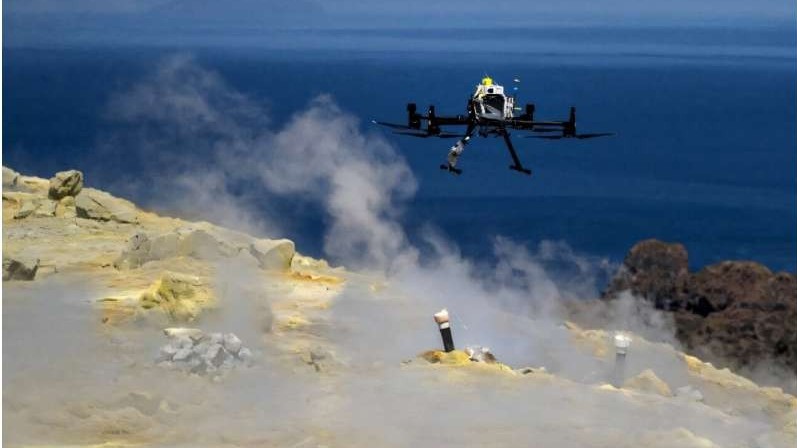 Italy thử nghiệm UAV trong giám sát, dự báo hoạt động núi lửa