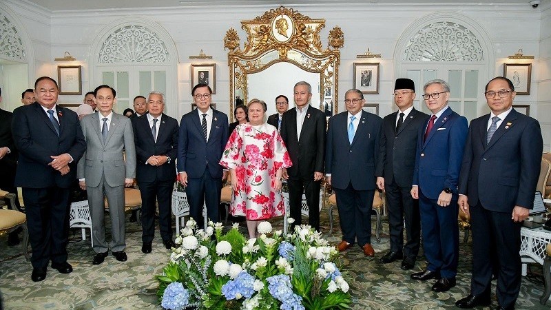 Cuộc gặp không chính thức giữa các Bộ trưởng Ngoại giao ASEAN với Bộ trưởng Ngoại giao Myanmar
