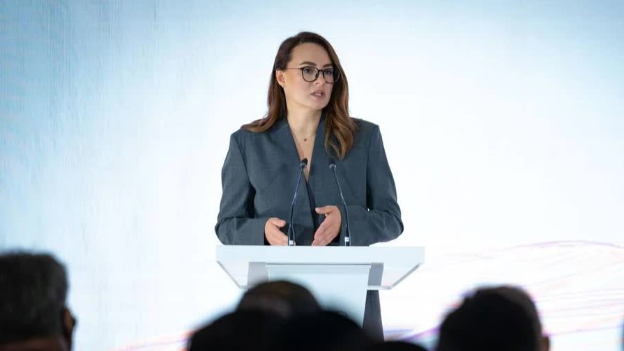 Thủ tướng Ukraine bất ngờ tuyên bố từ chức, Tổng thống Zelensky nói gì?