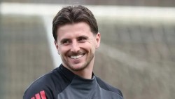 Tuyến giữa Man Utd khủng hoảng: Cơ hội vàng cho Mason Mount hồi sinh?