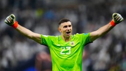 Emiliano Martinez - ‘Người hùng’ đội tuyển Argentina từng khiến FIFA phải sửa luật