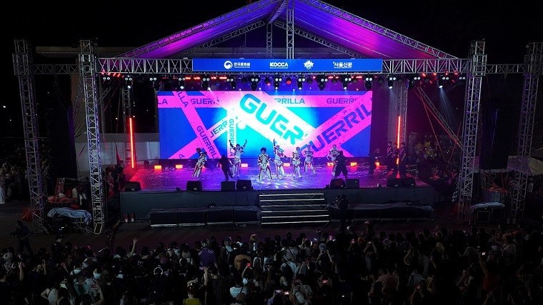 Đặc sắc Lễ hội K-pop Lovers Festival 2026, thu hút hàng nghìn người hâm mộ
