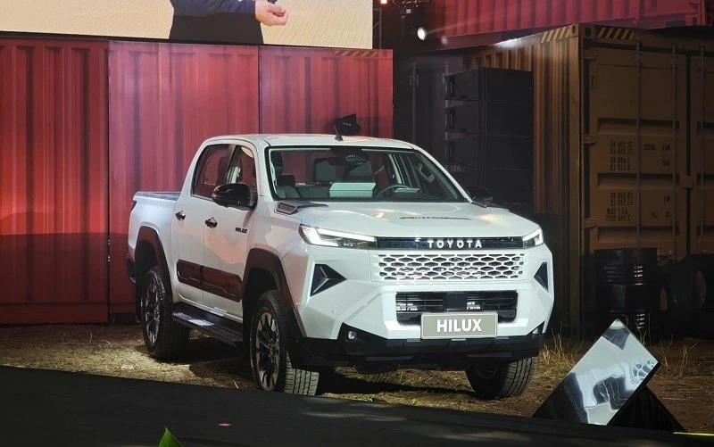 Top 4 xe bán tải bán chạy nhất tháng 6/2026: Toyota Hilux vươn lên dẫn đầu. Top 4 xe bán tải bán chạy nhất tháng 6/2026: Toyota Hilux vươn lên dẫn đầu.