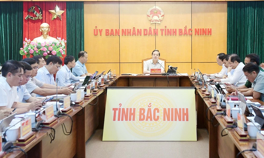 Toàn cảnh hội nghị chuyên đề tháng 7 của UBND tỉnh Bắc Ninh.