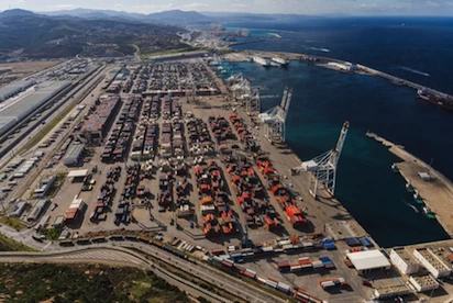 Giữa cạnh tranh Trung Quốc-EU, Morocco vươn lên thành trung tâm công nghiệp mới ở Địa Trung Hải Giữa cạnh tranh Trung Quốc-EU, Morocco vươn lên thành trung tâm công nghiệp mới ở Địa Trung Hải
