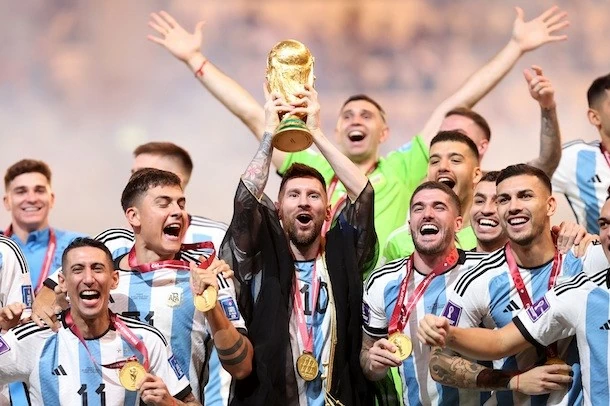Trở về sân bóng tuổi thơ Grandoli, nơi chắp cánh cho huyền thoại Lionel Messi