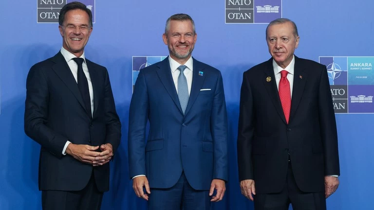 Tổng thống Slovakia Peter Pellegrini tham dự Hội nghị thượng đỉnh NATO tại Ankara, cho biết, nhiều thành viên của liên minh không tham gia gói hỗ trợ quân sự 70 tỷ euro dành cho Ukraine. (Nguồn: RT)