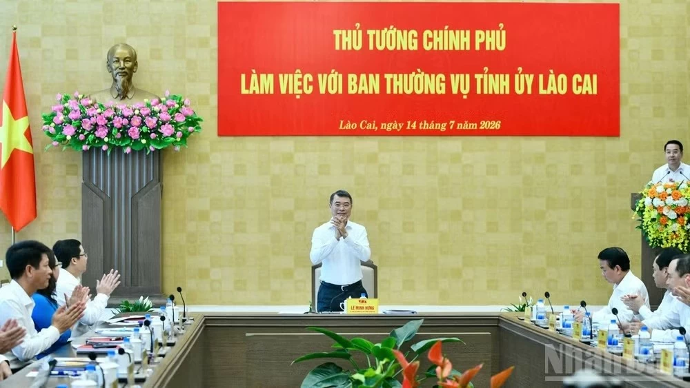Thủ tướng Lê Minh Hưng chủ trì cuộc làm việc với Ban Thường vụ Tỉnh ủy Lào Cai Thủ tướng Lê Minh Hưng chủ trì cuộc làm việc với Ban Thường vụ Tỉnh ủy Lào Cai
