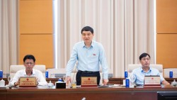 Họp Ủy ban Thường vụ Quốc hội: Yêu cầu làm rõ vụ điểm thi Toán bất thường tại Tuyên Quang