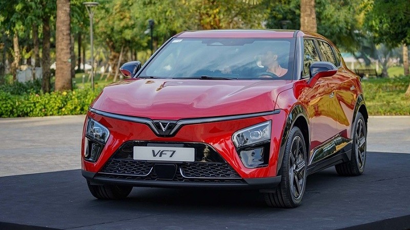 Top 5 xe SUV hạng C bán chạy nhất tháng 6/2026: VinFast VF 7 bức tốc mạnh mẽ