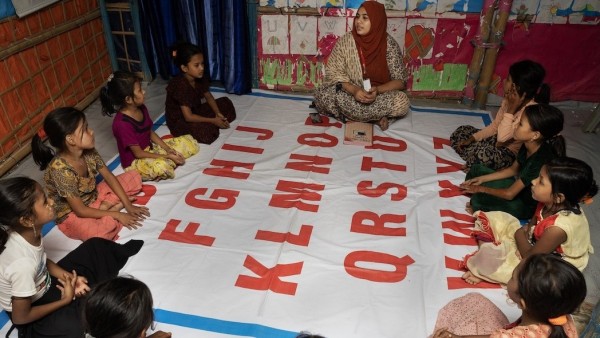 Afghanistan: Hơn 10,7 triệu phụ nữ cần cứu trợ, hàng triệu trẻ em đối mặt suy dinh dưỡng