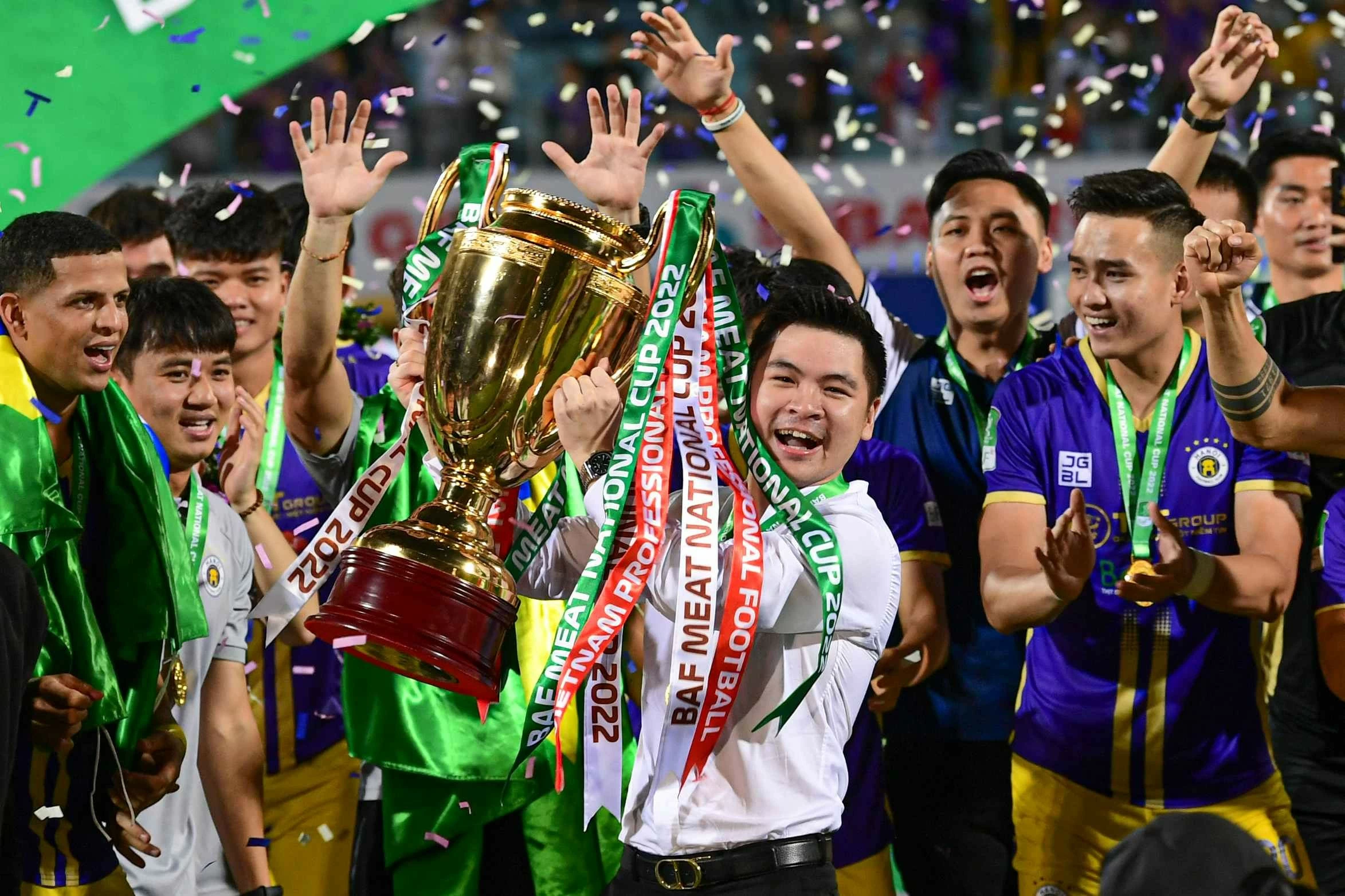 Trung tâm Bóng đá Cộng đồng Hà Nội FC: Bước khởi đầu từ một cam kết với cử tri Trung tâm Bóng đá Cộng đồng Hà Nội FC: Bước khởi đầu từ một cam kết với cử tri