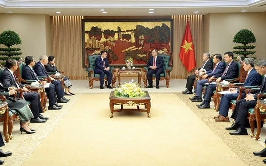 Phó Thủ tướng Thường trực Phạm Gia Túc tiếp Bộ trưởng Nông nghiệp và Môi trường Lào Linkham Douangsavanh