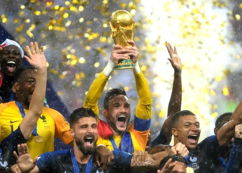 Didier Deschamps và lời tạm biệt của một kỷ nguyên: Người đưa bóng đá Pháp vô địch World Cup trên hai cương vị đặc biệt