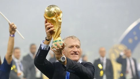 Didier Deschamps và lời tạm biệt của một kỷ nguyên: Người đưa bóng đá Pháp vô địch World Cup trên hai cương vị đặc biệt