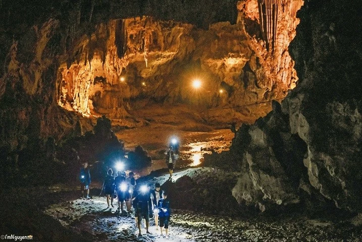 29.13. Đi giữa miền Non nước Cao Bằng 29.13. Đi giữa miền Non nước Cao Bằng