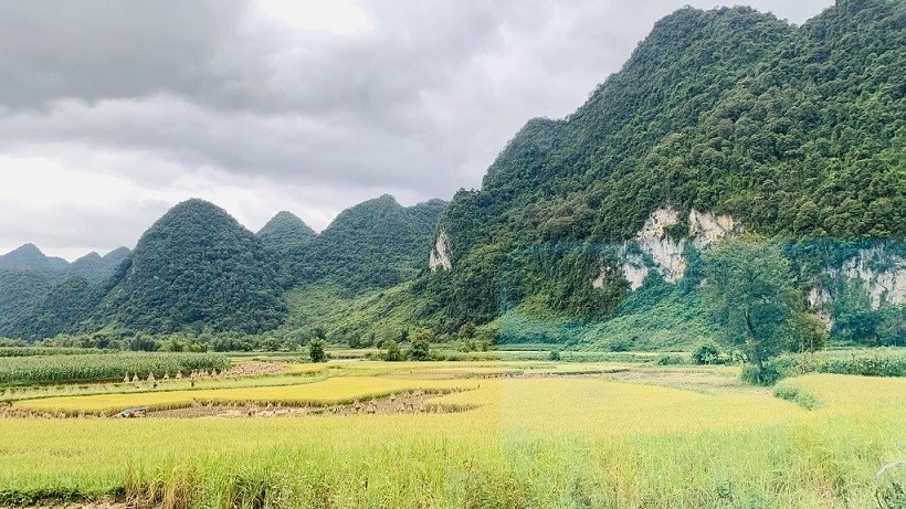 Đi giữa miền non nước Cao Bằng
