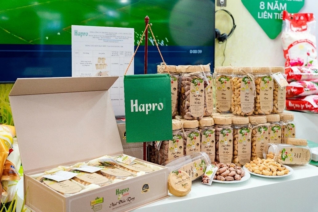 Hạt điều Hapro thường xuyên được trưng bày tại các Hội chợ, triển lãm lớn trong nước như Triển lãm Thành tựu Kinh tế Kỹ thuật Việt nam 80 năm tại Hà Nội (2/9/2025), Hội chợ Foodexpo Hồ Chí Minh…