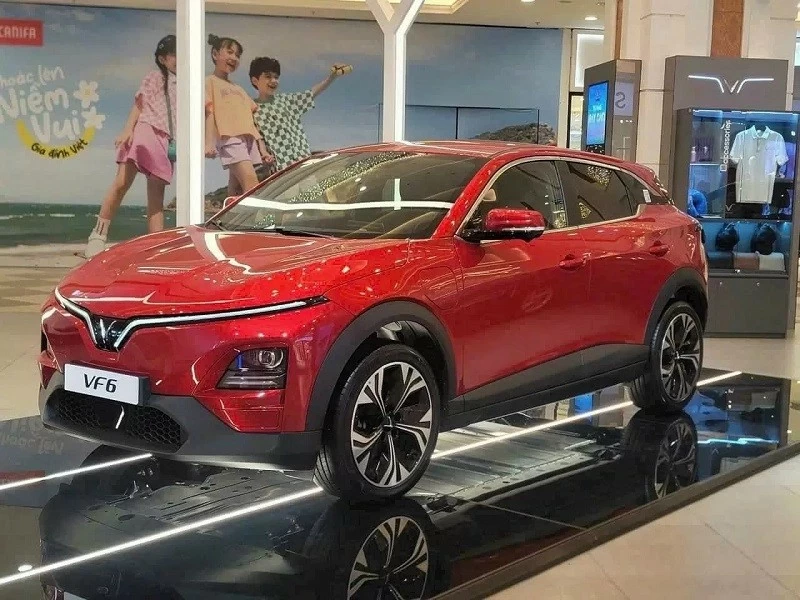 Top 5 xe SUV hạng B bán chạy nhất tháng 6/2026: VinFast VF 6 tiếp tục dẫn đầu.
