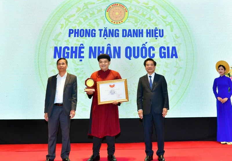 Nghệ nhân Quốc gia Lý Thanh Bình: Khơi mạch nguồn xưa giữa lòng phố thị