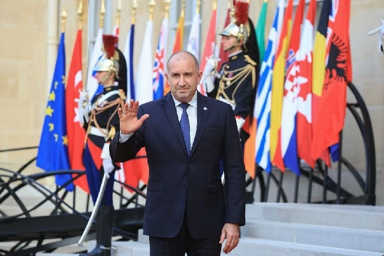 Thủ tướng Bulgaria dội gáo nước lạnh lên Ukraine