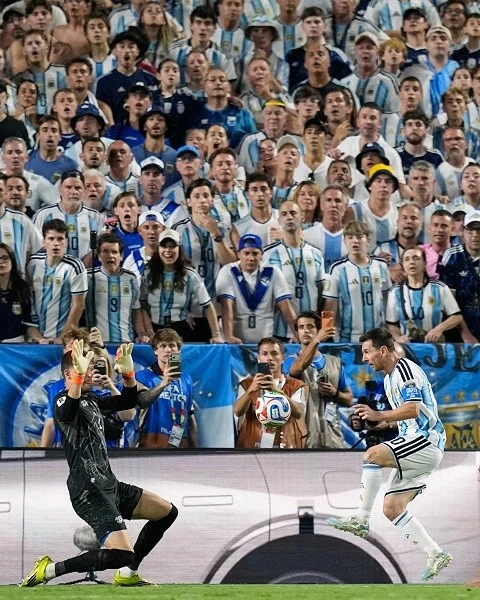 Bật mí điều đặc biệt bên trong những trái bóng của World Cup 2026