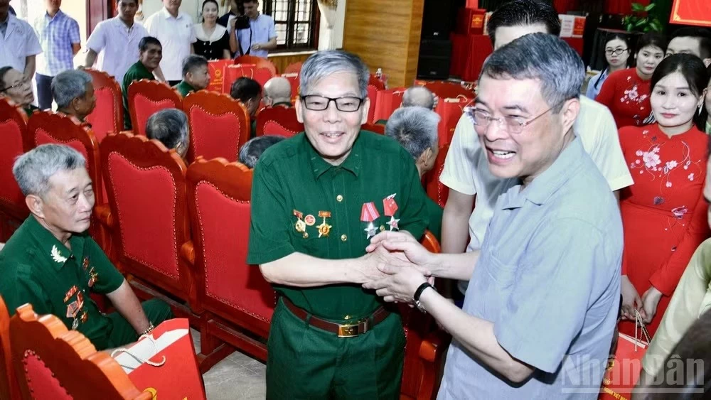 Kết tinh thành nét đẹp nhân văn rất sâu sắc, viết tiếp truyền thống nghĩa tình cao đẹp của dân tộc ta Kết tinh thành nét đẹp nhân văn rất sâu sắc, viết tiếp truyền thống nghĩa tình cao đẹp của dân tộc ta