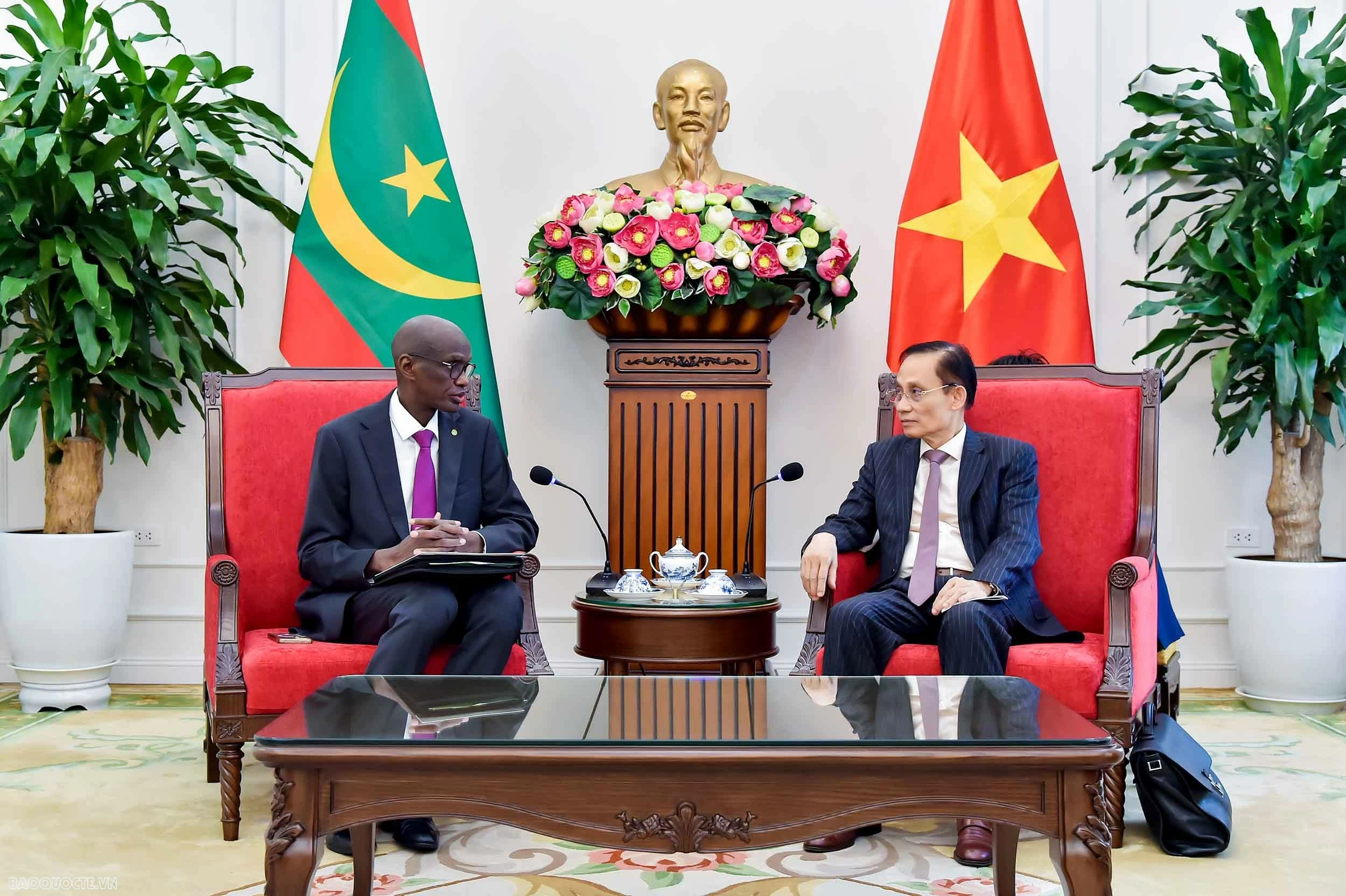 Bộ trưởng Ngoại giao Lê Hoài Trung tiếp Bộ trưởng, Tổng Thư ký Chính phủ Mauritania
