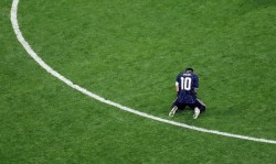 World Cup 2026: Khoảnh khắc ăn mừng của Messi gây bão mạng xã hội sau khi Argentina thắng tuyển Anh