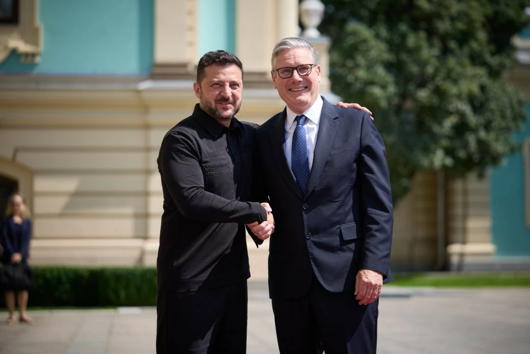 Thủ tướng Anh thăm Ukraine mang theo gói quà lớn ngay trước ngày mãn nhiệm