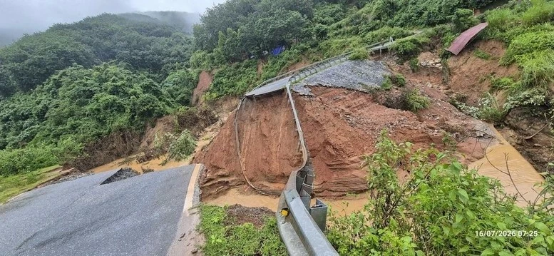 Bộ Xây dựng ra công điện khẩn ứng phó thiên tai do mưa lũ