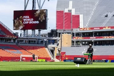 Phía sau những mặt cỏ hoàn hảo ở World Cup 2026: Thành quả của 8 năm nghiên cứu và loạt giải pháp kỹ thuật đỉnh cao Phía sau những mặt cỏ hoàn hảo ở World Cup 2026: Thành quả của 8 năm nghiên cứu và loạt giải pháp kỹ thuật đỉnh cao