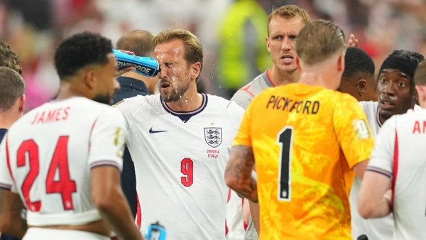 Bên lề World Cup 2026: Tranh cãi xung quanh thời gian nghỉ uống nước giữa mỗi hiệp do FIFA ban hành