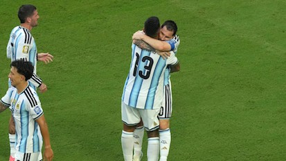 Phía sau những mặt cỏ hoàn hảo ở World Cup 2026