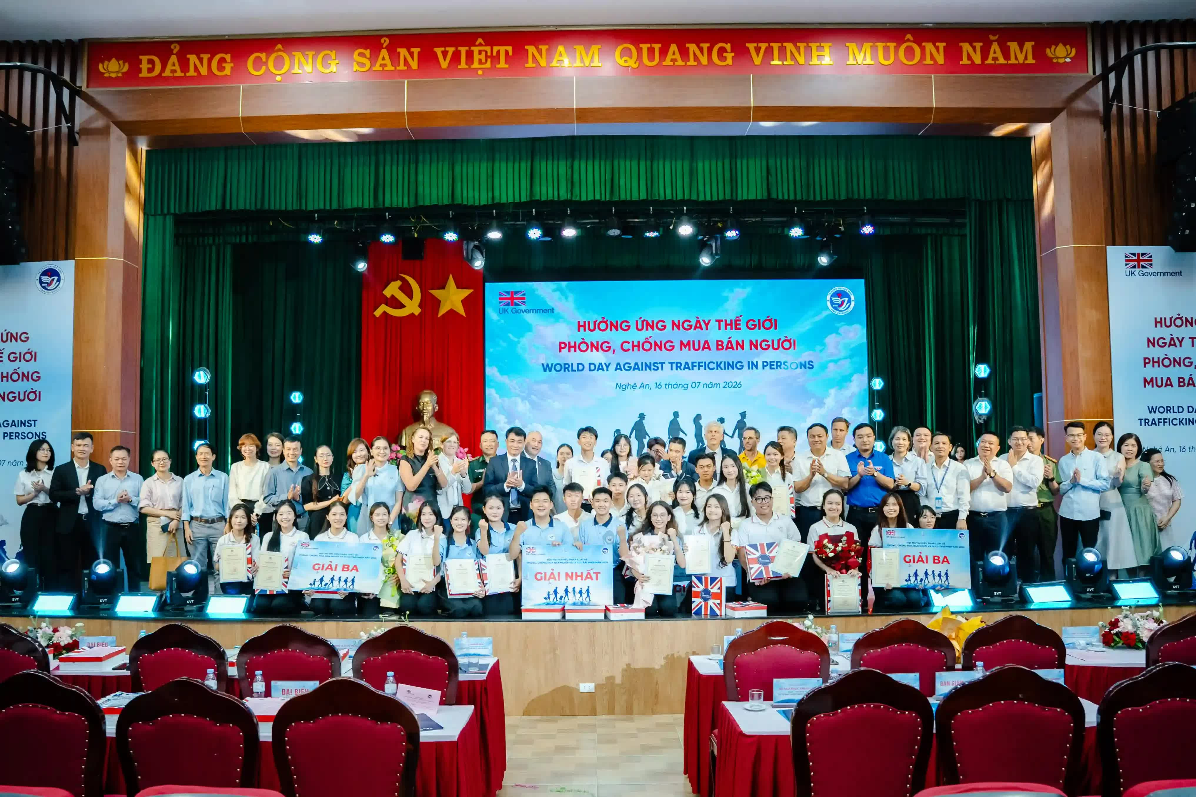 Việt Nam-Anh tăng cường hợp tác nâng cao nhận thức phòng, chống mua bán người cho giới trẻ