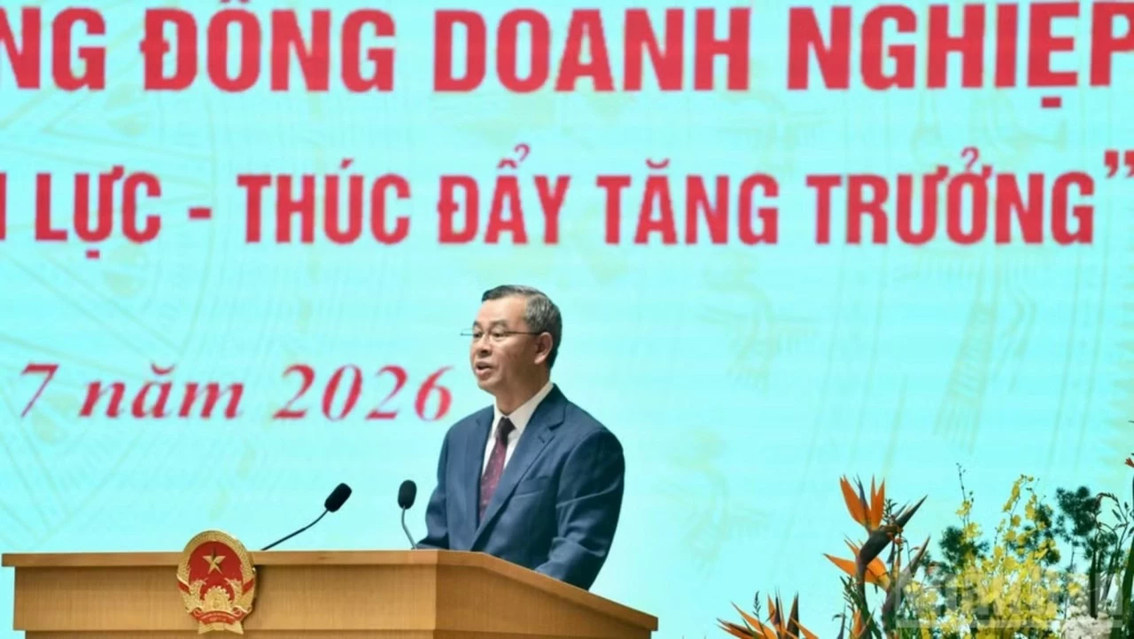Bộ trưởng Tài chính Ngô Văn Tuấn báo cáo tại hội nghị. (Nguồn: Nhandan) Bộ trưởng Tài chính Ngô Văn Tuấn báo cáo tại hội nghị. (Nguồn: Nhandan)