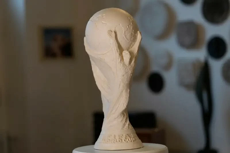 Từ xưởng điêu khắc ở Milan đến biểu tượng bất tử của World Cup: Những câu chuyện thú vị về chiếc cúp vàng danh giá Từ xưởng điêu khắc ở Milan đến biểu tượng bất tử của World Cup: Những câu chuyện thú vị về chiếc cúp vàng danh giá