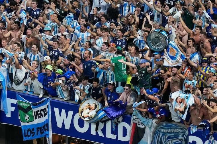 Argentina đấu với Tây Ban Nha: Trận Chung kết World Cup 2026 chia đôi trái tim của hai dân tộc chung một ngôn ngữ Argentina đấu với Tây Ban Nha: Trận Chung kết World Cup 2026 chia đôi trái tim của hai dân tộc chung một ngôn ngữ