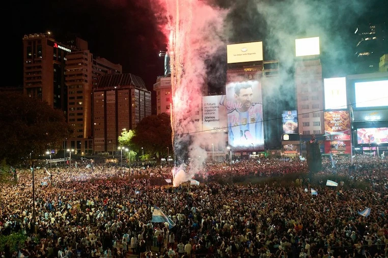 Argentina đấu với Tây Ban Nha: Trận Chung kết World Cup 2026 chia đôi trái tim của hai dân tộc chung một ngôn ngữ Argentina đấu với Tây Ban Nha: Trận Chung kết World Cup 2026 chia đôi trái tim của hai dân tộc chung một ngôn ngữ